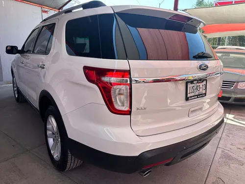 Ford Explorer 4.0 Limited V6 Sync 4x2 Mt