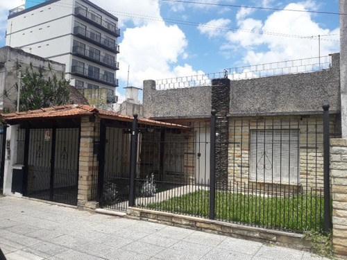 Casa En Venta En Caseros