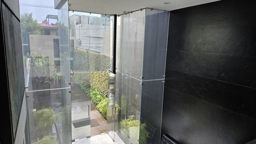 Casa Para Oficinas En Venta En Jardines Del Pedregal