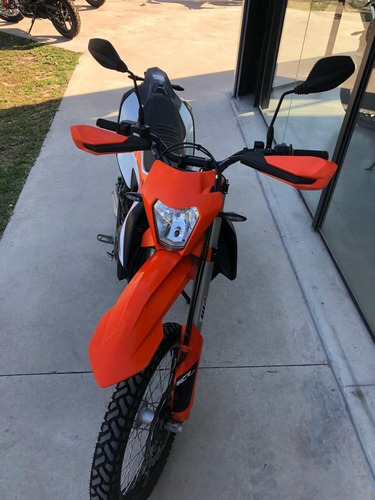 Imagen 2 de 16 de Ktm 690 Enduro R Usado Seleccionado Motoswift Fco Alvarez
