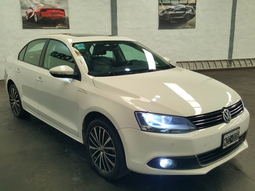Volkswagen Vento 2.0 Luxury I 140cv Dsg 2013