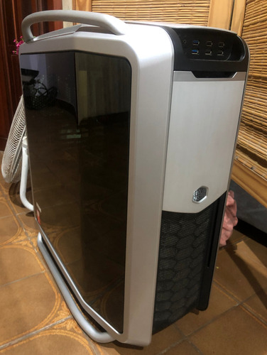 Gabinete Coolermaster Cosmos Ii Ultra Tower Edición Limitada Plateado