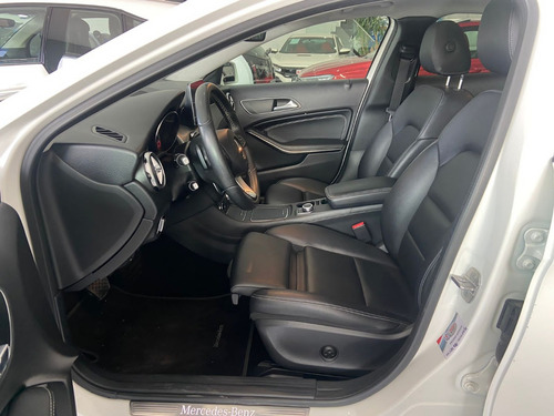 Mercedes-Benz Clase GLA 1.6 200 Cgi Sport At