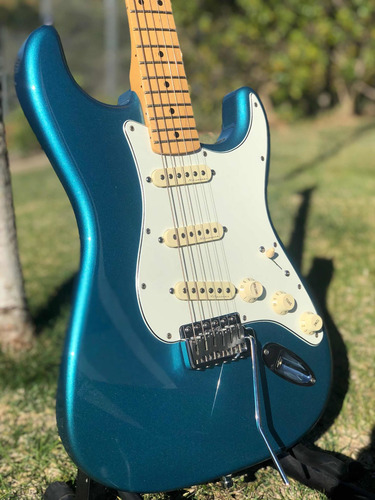 Fender Stratocaster Mim Con Varios Upgrades Y Hard Case (Usado)