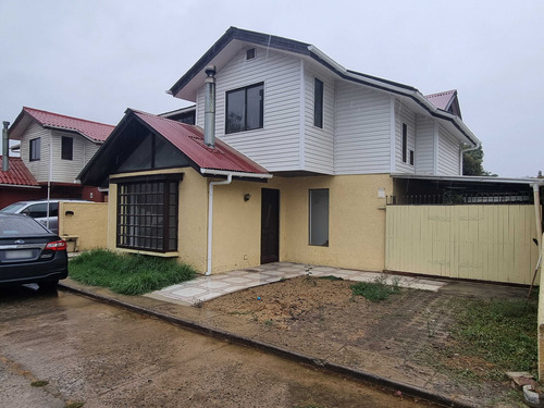 Casa En Calle Arturo Prat Con Sargento Aldea (60103)