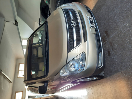 Imagen 7 de 9 de Hyundai H1 2.5 Premium 1 170cv Mt 2011