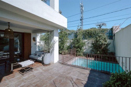 Impecable Y Práctica Casa En Condominio Casa Pueblo Cachagua