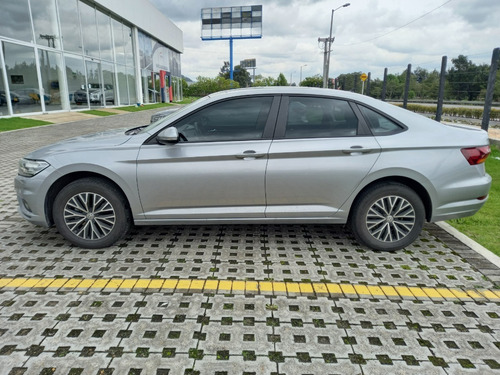 Volkswagen Jetta A7 Highline 1.4t At