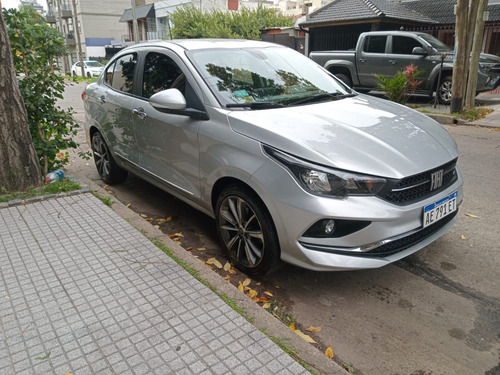 Fiat Cronos 1.8 16v Precision