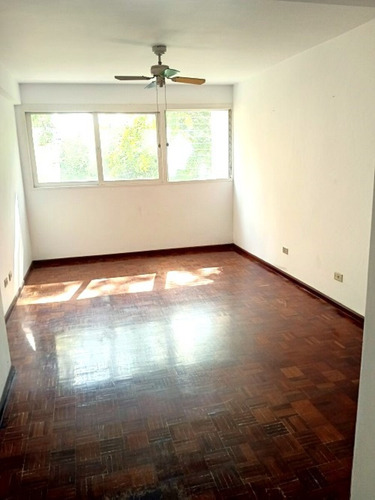 Apartamento En Alquiler 164m2 La Florida