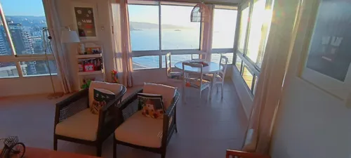 Excelente Departamento Remodelado Con Amplia Vista Al Mar