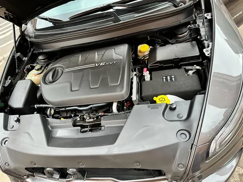 Jeep Cherokee 3.2 Longitude Plus