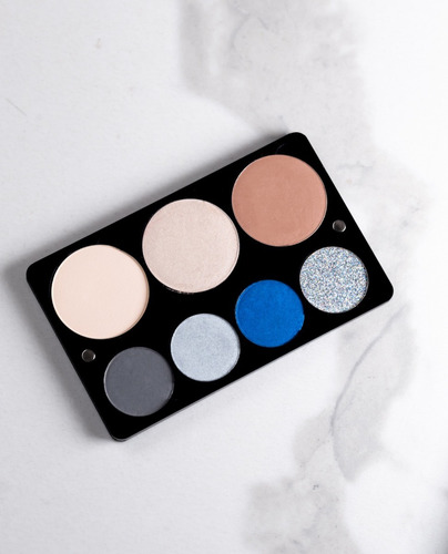 Imagen 4 de 10 de Paleta Para Ojos Y Rostro Ap | Instant Face Palette Blue