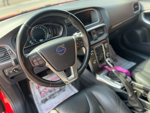 Volvo V40 2.0 T4 Dynamic Aut. 5p