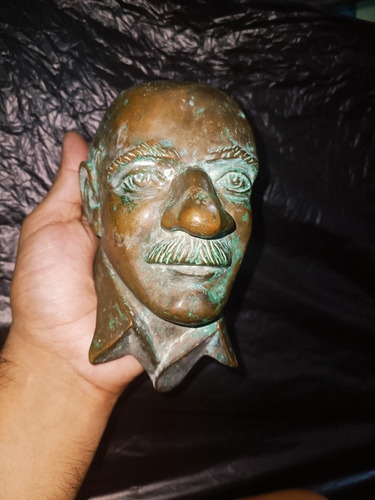 Busto De Bronce , Firmado .