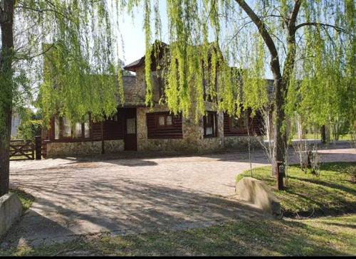 Casa Venta Haras Del Sur I 4 Dormitorios Pileta