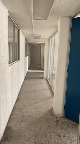 Imagen 9 de 25 de Edificio Comercial - Balbuena