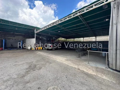 Potencial Terreno Con Dos Parcelas Unificadas. Cada Una De 1.500 M2. En Venta Los Teques / Jh