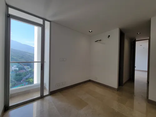 Apartamento En Venta En Altos De Menga. Cod V11426