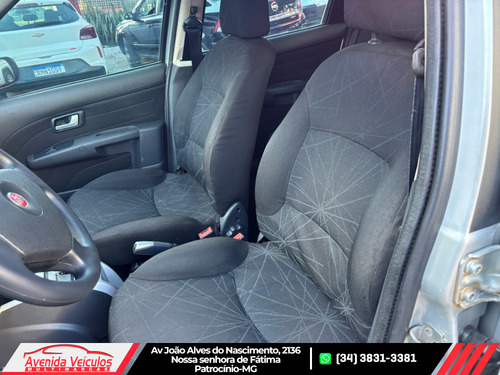 Fiat Palio ELX DUALOGIC 1.8 MPI FLEX 8V 4P