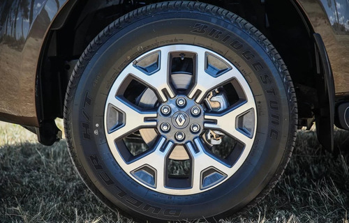 Llanta + Neumático Original Para Renault Alaskan Rodado 18