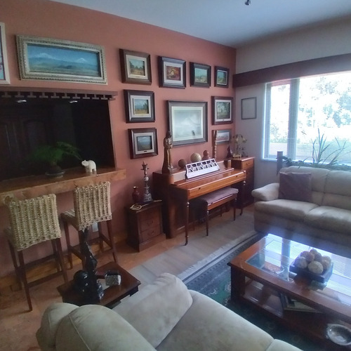 Oportunidad Baja De Precio, Amplio Departamento De Dos Pisos, 3 Recámaras, 4 Baños, 2a. Cda. De San José Tetelpan