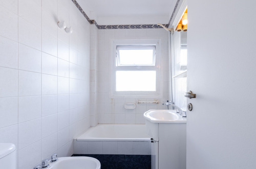 Imagen 11 de 26 de Venta Departamento 2 Amb. Con 2 Balcones