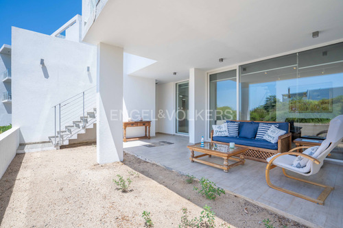 Venta Departamento Con Jardín En Marbella