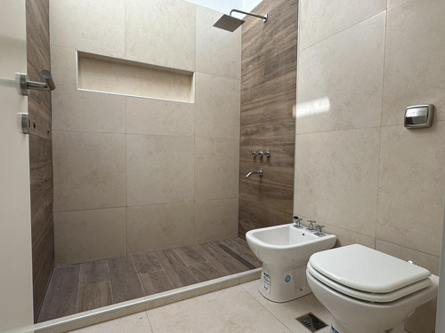 Se Vende - Duplex En Zona Sur - A Estrenar - 3 Dormitorios - Barrio Cerrado