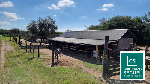 Casa En Venta De 4 Dormitorios + Escritorio Con Tremenda Vista Country 4 Hojas