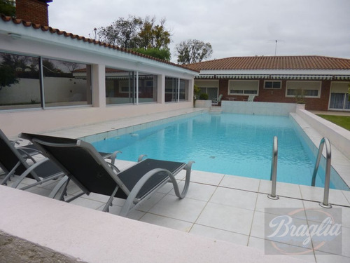 Imagen 12 de 28 de Venta Casa 4 Dormitorios Carrasco Braglia 747l