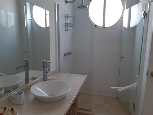 Imagen 5 de 10 de Espectacular Casa Venta Lomas De Prados Del Este