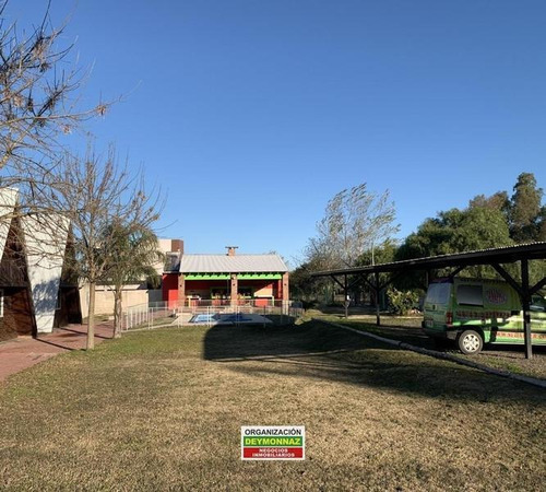 Imagen 22 de 30 de Venta Complejo En Ingreso A Colón - Piscina.