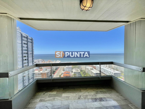 Venta De Apartamento De 3 Dormitorios En Edificio Fontemar Punta Del Este 