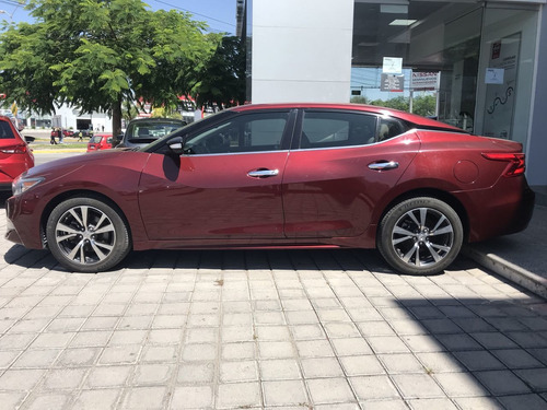 Imagen 7 de 15 de Nissan Maxima 4 Puertas