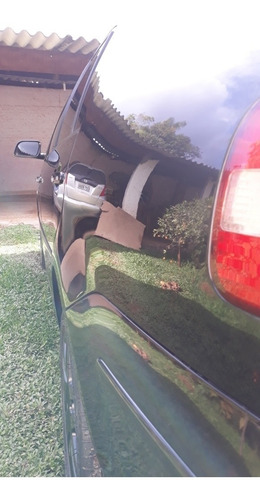 Imagem 7 de 9 de Volkswagen Polo Sedan 2005 2.0 Comfortline 4p