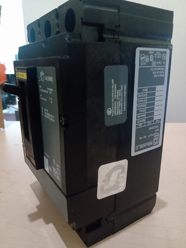 Squared Hdl36100 3 Polos 100 Amp. 600 Vol.