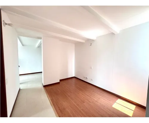 Apartamento En Venta Loma Los Parras