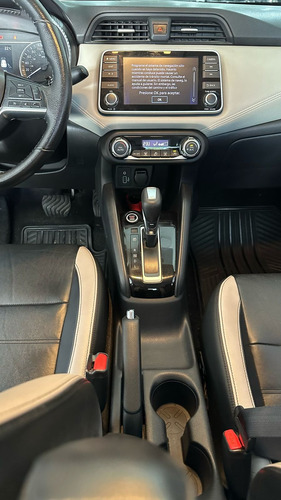 Nissan Versa 1.6 Exclusive At
