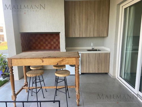 Excelente Departamento 2 Dormitorios En Townhouse Pilara