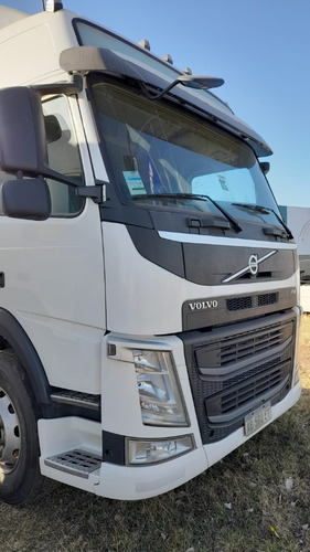 Imagen 3 de 17 de Volvo Fm 380 - 6x2 2017 Tractor-latinacam