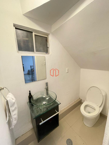 Casa En Venta En Mirador La Silla 3 Niveles, Terraza Y Cochera Techada A 3 Cuadras Estadio Bbva