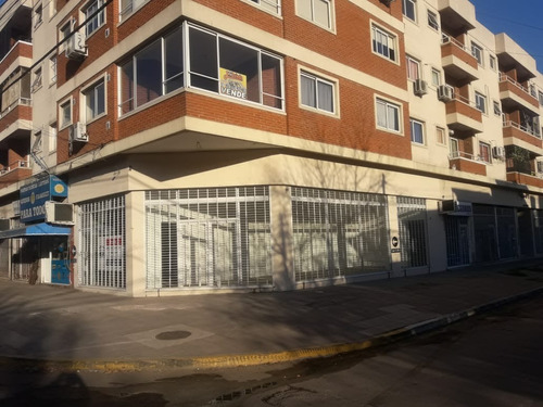 Imagen 1 de 10 de Departamento Venta A Dos Cuadras De La Estación De Moreno 