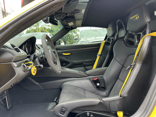 Porsche 718 GT4 Spyder RS
