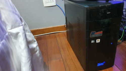 Cpu Intel Atom D525, 2gb De Ram, 500gb De Memória + Monitor