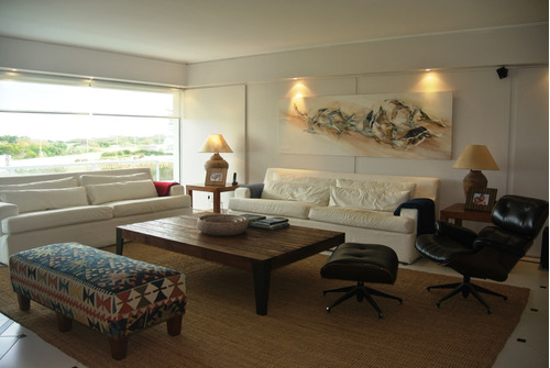 Apartamento En Venta De 4 Dormitorios- Playa Brava (ref: Atm-1449)