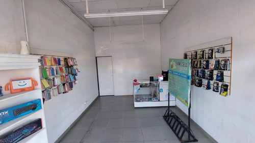 Venta De Local Comercial En San Miguel Zona Irigoin