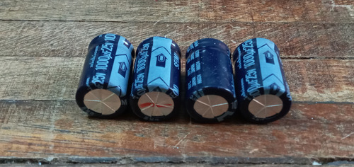Set Capacitores 2200uf 10v (Usado)