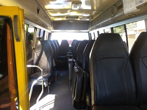 Imagen 8 de 12 de Kia Combi 2002 Microbus