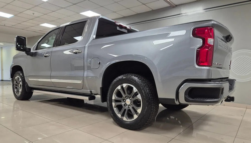 Chevrolet Silverado 5.3 V8 High Country